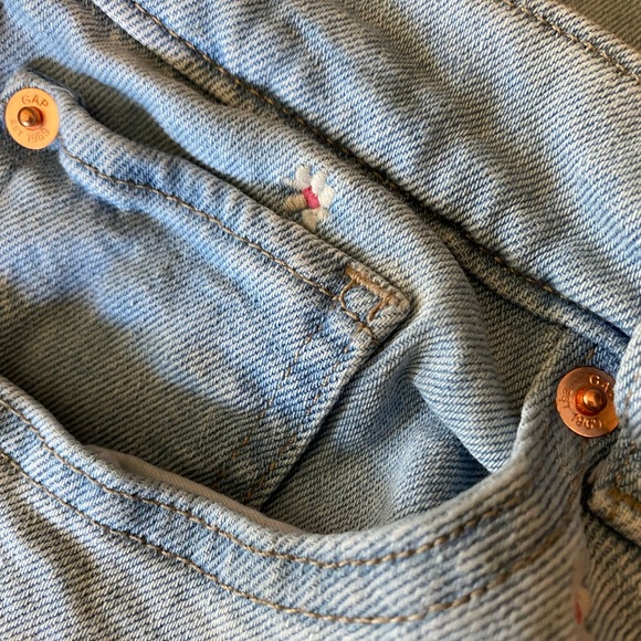 GAP | Daisy Embroidered Girlfriend Jeans - Picture 7 of 10